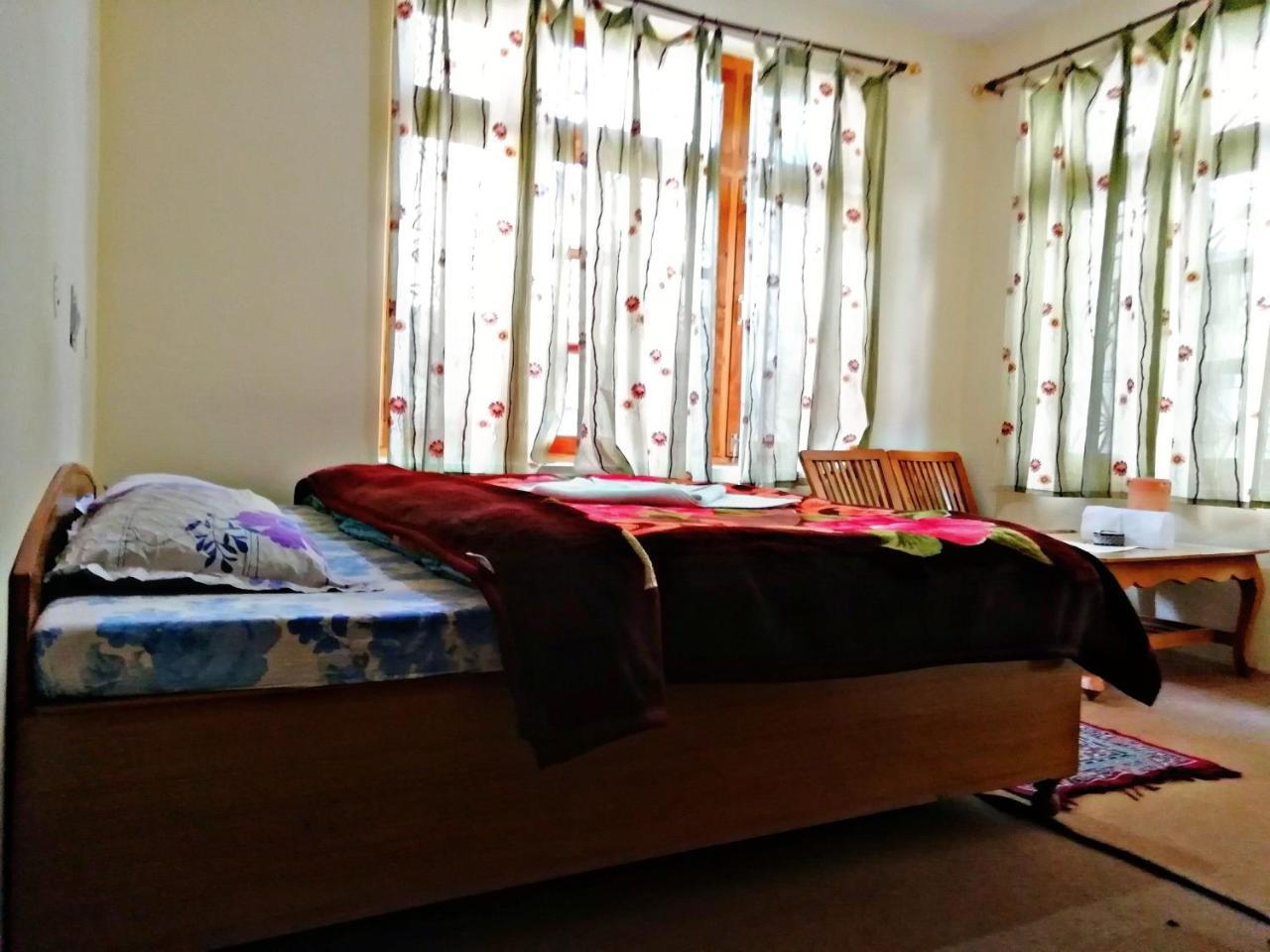 Kunga Hotel And Restaurant Manāli Esterno foto